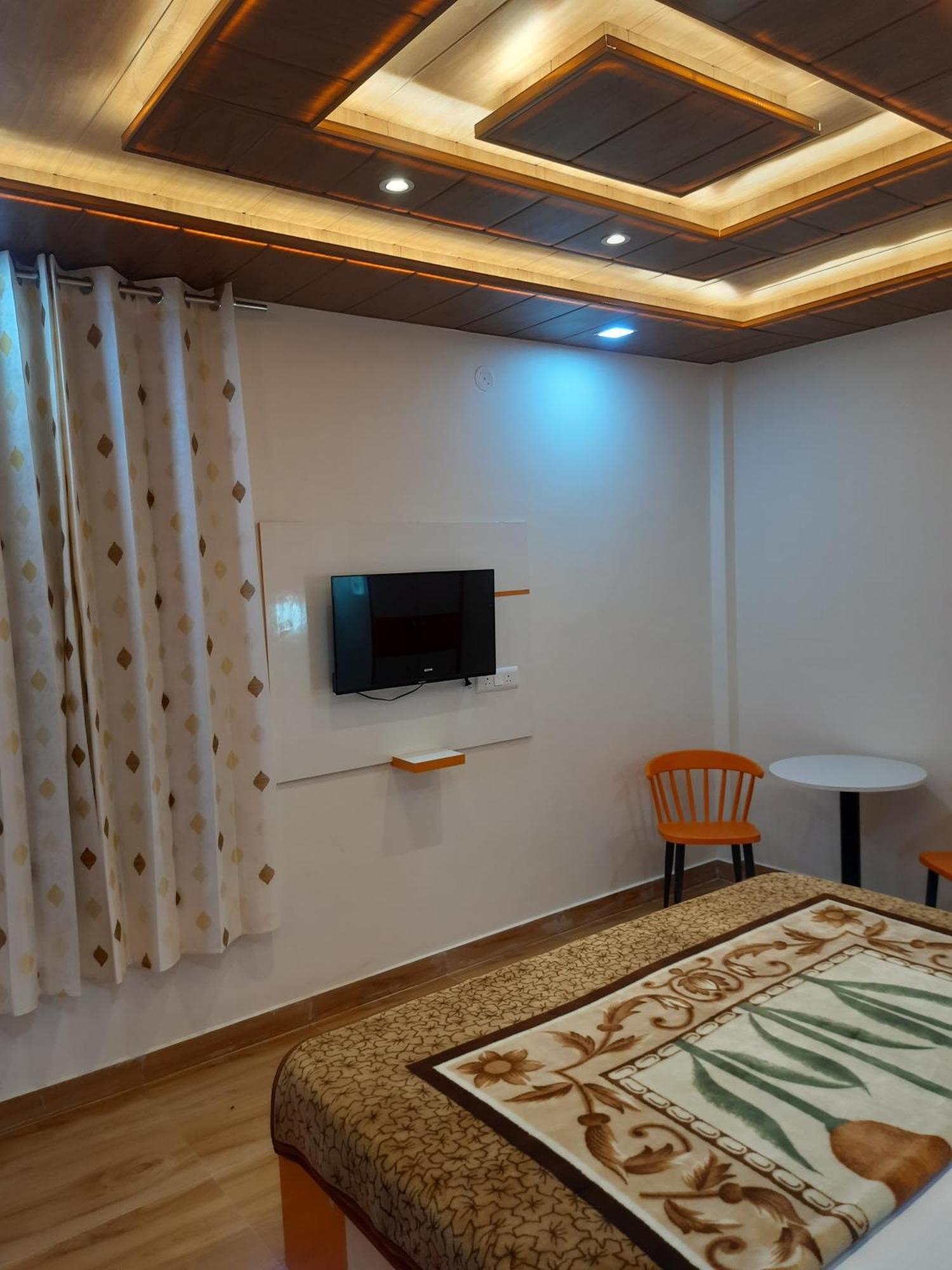 Aagaman Woods Apartment Shimla Ngoại thất bức ảnh