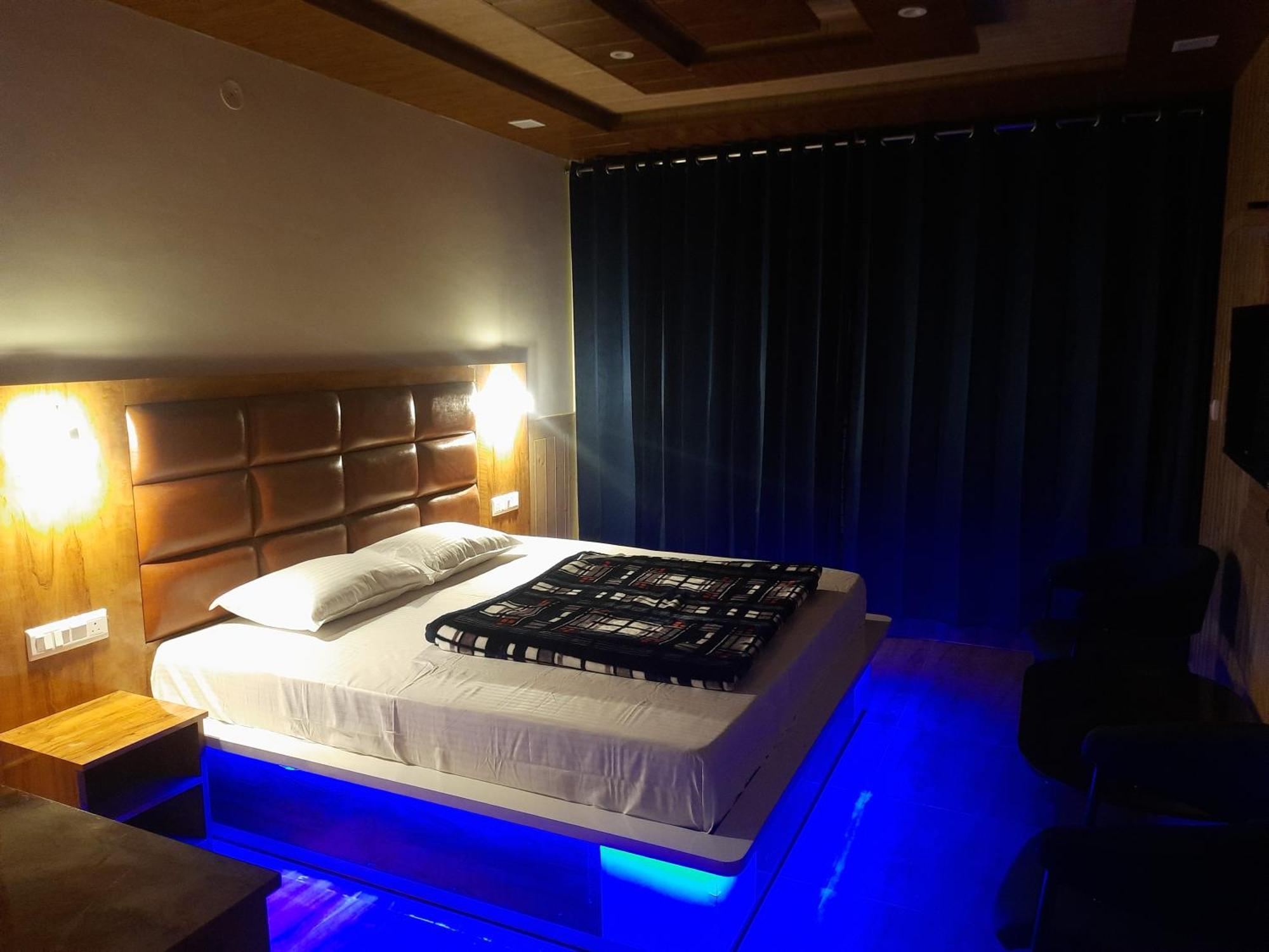 Aagaman Woods Apartment Shimla Ngoại thất bức ảnh